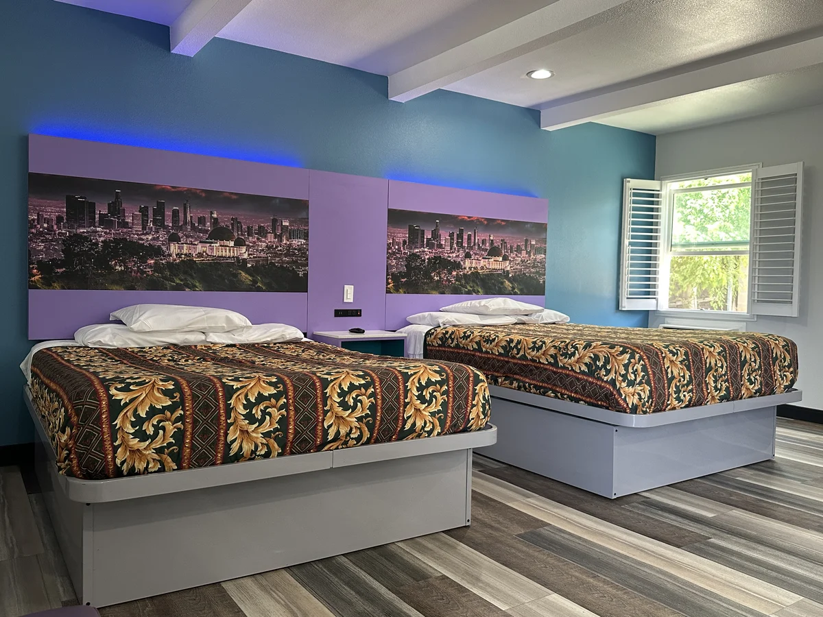 Room with 2 Queen Beds image at Fountain Inn Motel