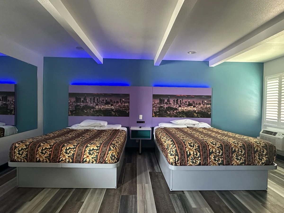 Room with 2 Queen Beds image at Fountain Inn Motel